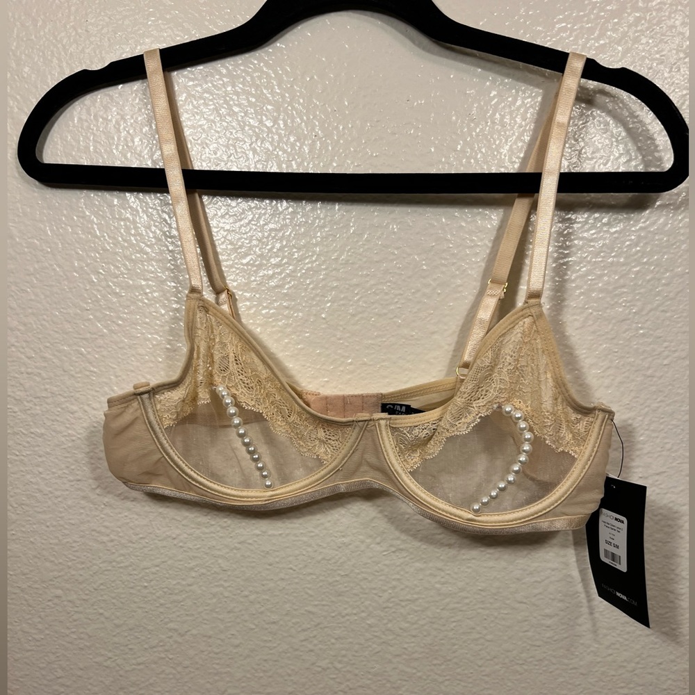 Fashion Nova NWT Hold Me Down Lace Bra